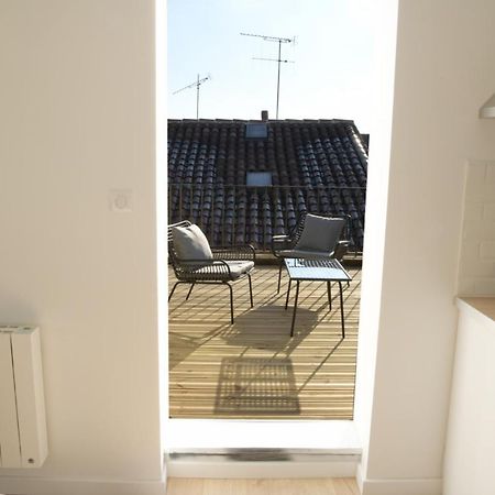 T2 De 55M2 Avec Toit Terrasse, Hyper Centre, Wifi, Draps, Savons Et Serviettes Fournis 干邑 外观 照片